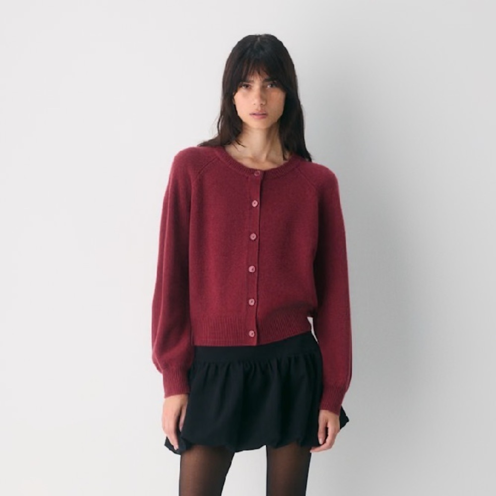 NWT Aritzia Wilfred London Wool Cashmere Cardigan Cordovan Red Small Sweater